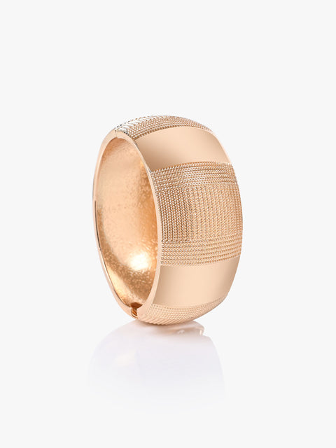 Textured Gold Clasp Bracelet