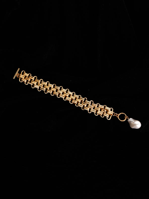 Enchanted Gold Bracelet With Pearl Drop