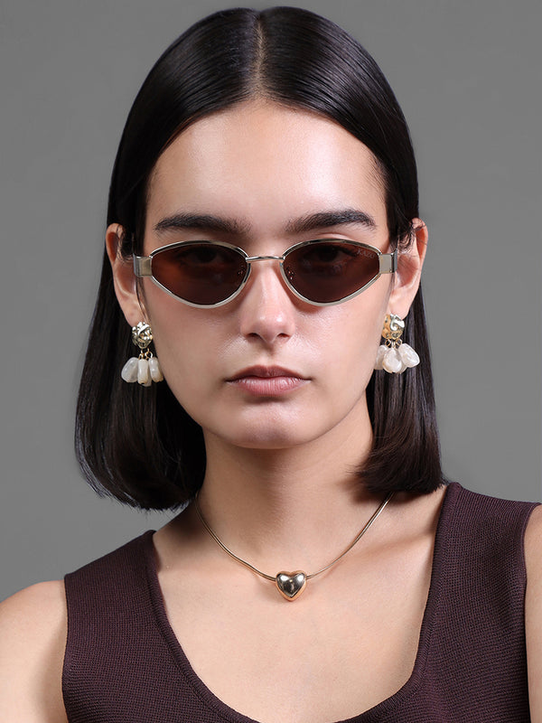 Sleek Sweep Cateyen Sunglasses