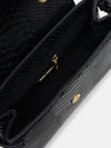 The NellyCrossbody Bag