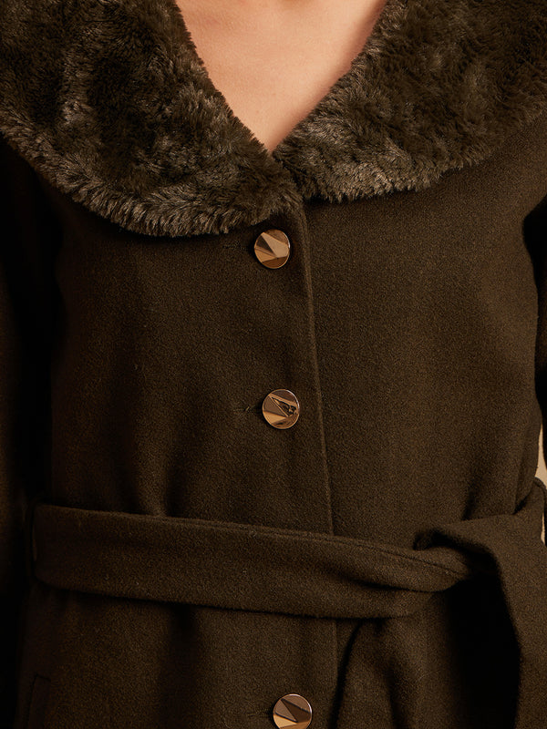 Overcoat With Fur Collar And Buttons