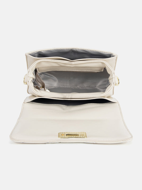 Quilted Sling With Twist Lock