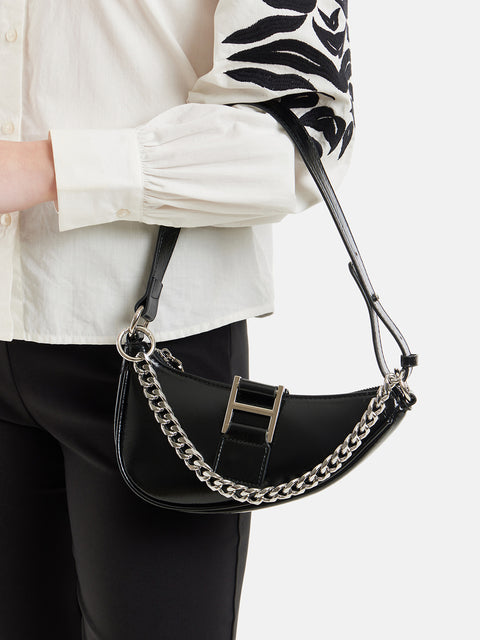 Chunky Chain Crescent Shoulder Bag