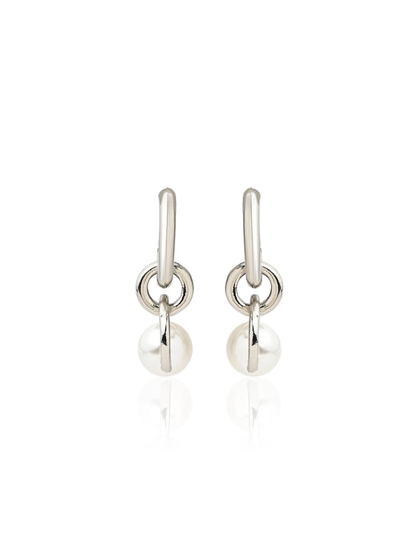 Glamorous Dual-Ring Pearl Earrings