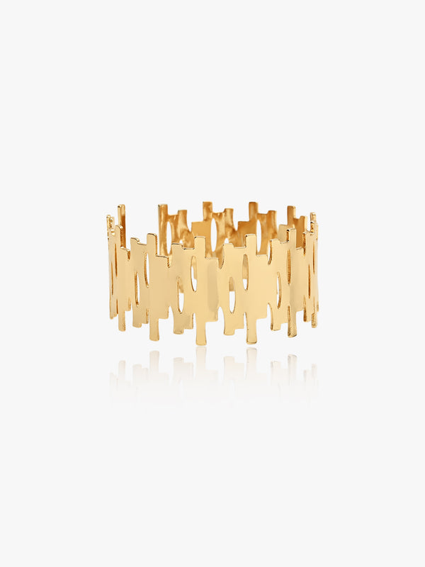Sophisticated Linear Pattern Bangle
