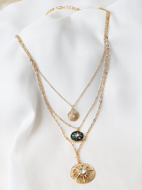 Multilayer Chain With Pendant