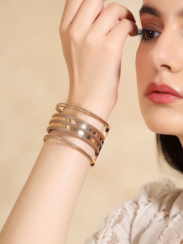 Chic Gold Bracelet