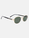 The ContourOval Sunglasses