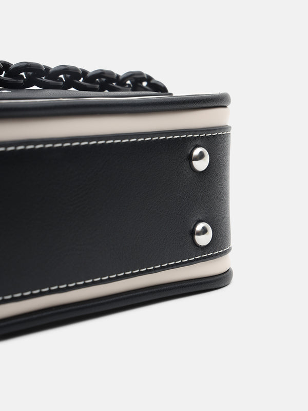 Kazo Almer Sling Bag
