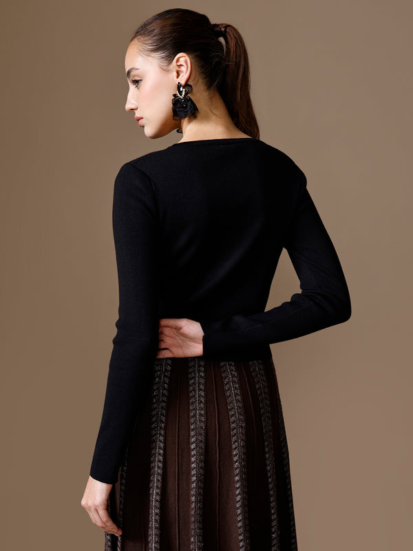 Cropped Winter Top With Metal Trim