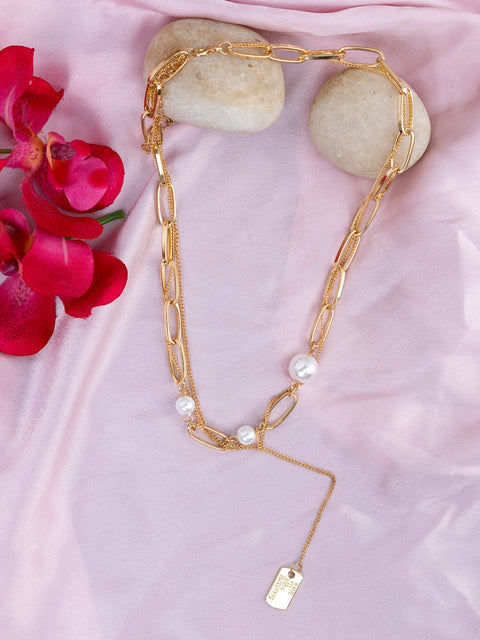 Gold Chain With Pearls
