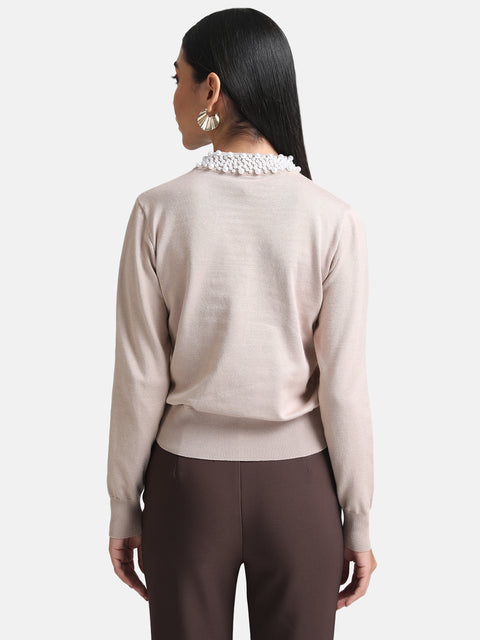 Pullover With Pearl Embellishment At Neck