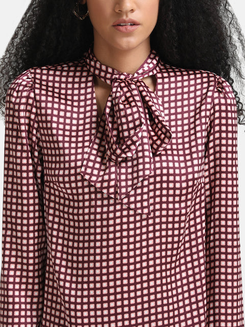 Geometric Printed Top With Neck Tie-Up